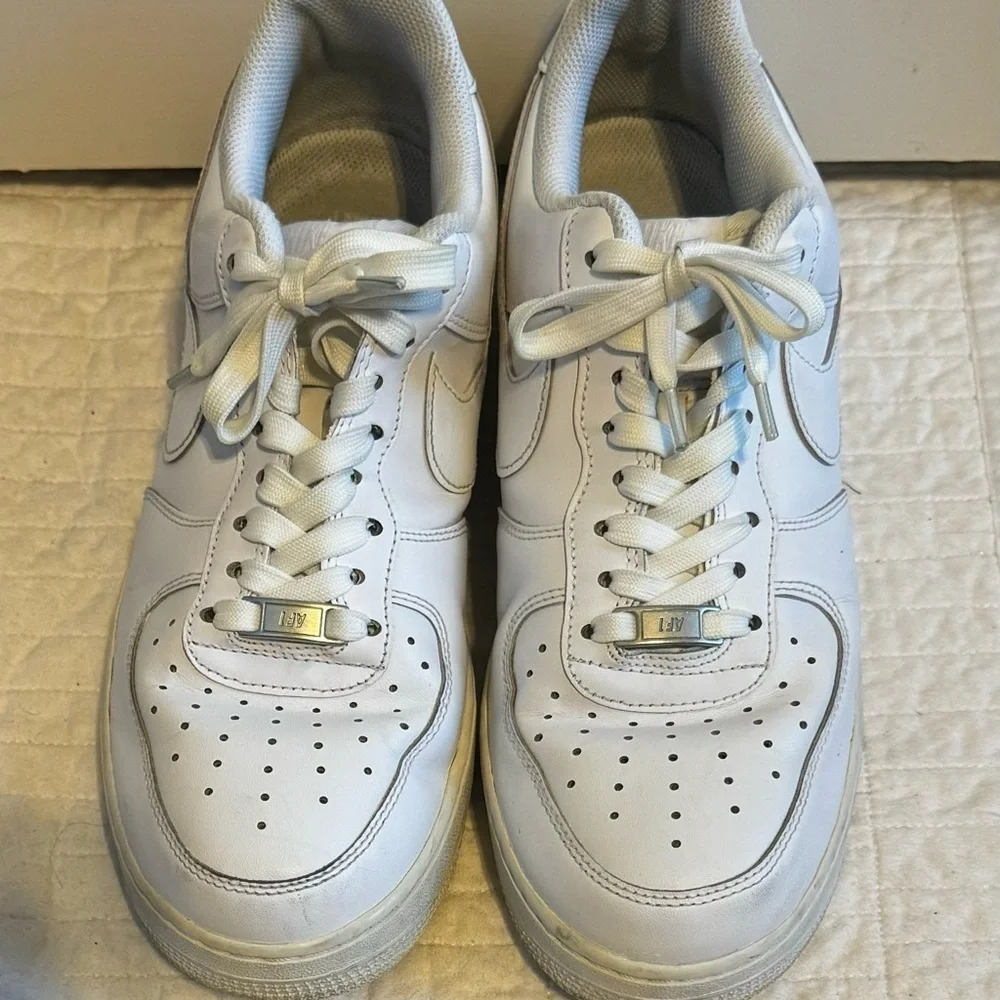 Nike Air Force 1 Men’s Low White Tennis Shoes Sz 10